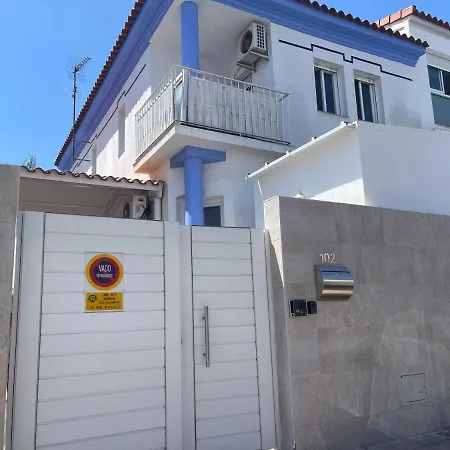 Circus-Goretti House Mairena del Aljarafe Exterior photo